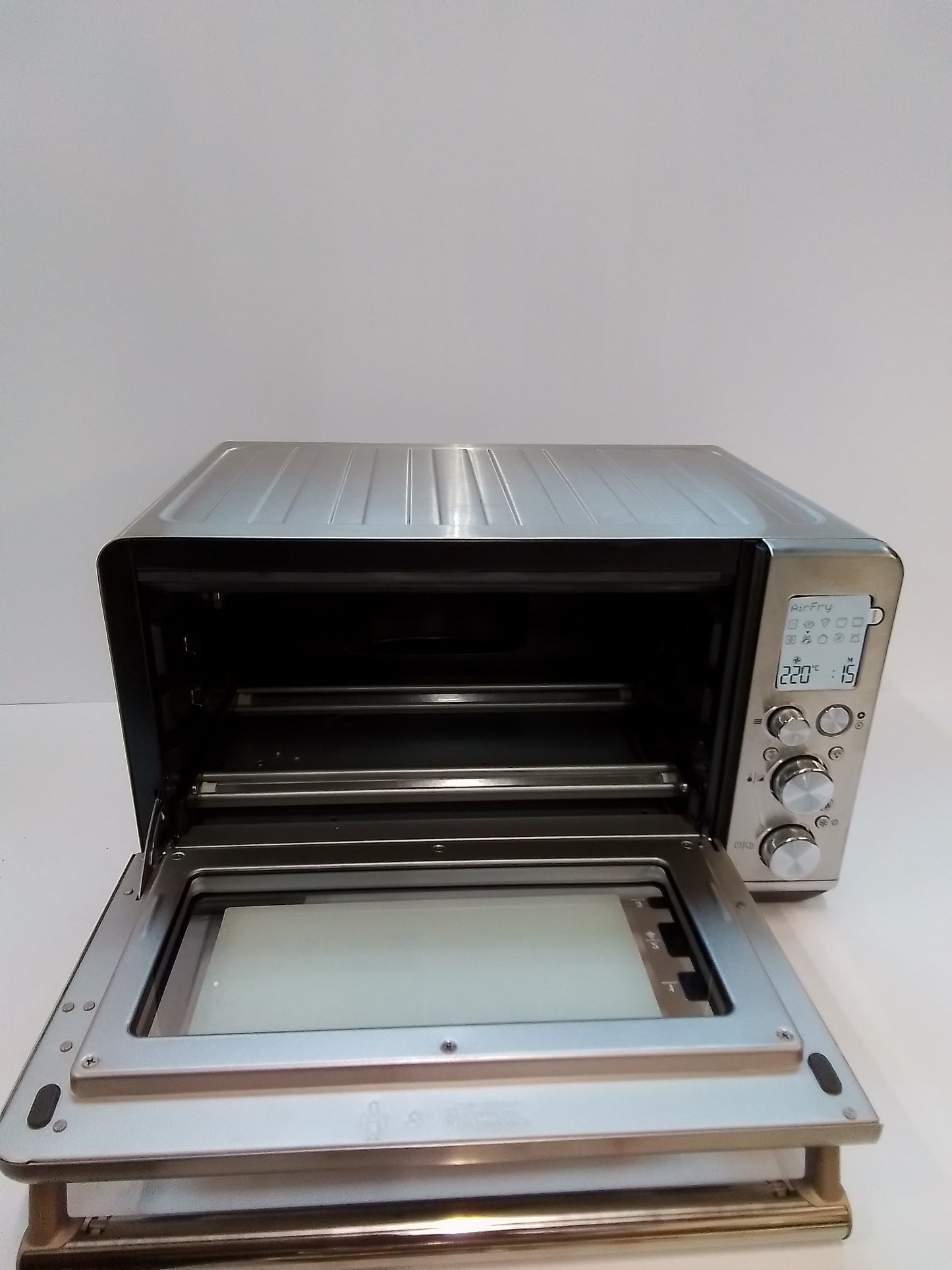 The Smart Oven Air Fryer